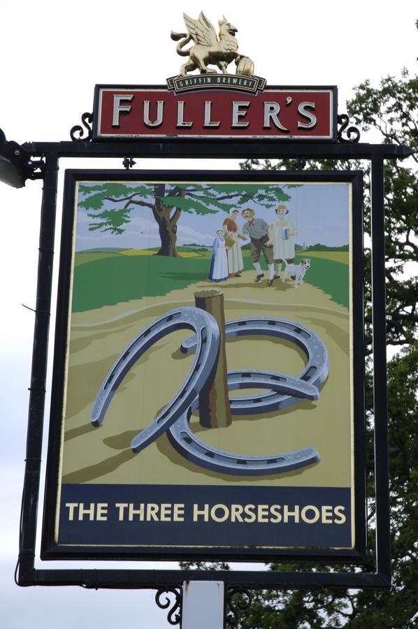 The Three Horseshoes Alton (Hampshire) Exterior photo